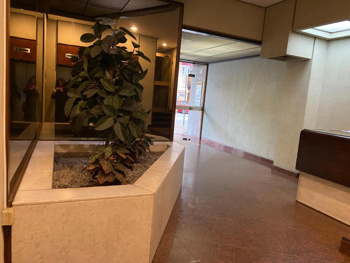 Delle Palme Rooms Elegante Monolocale In Centro 巴勒莫 外观 照片